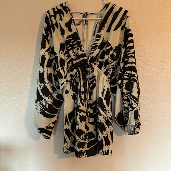 Lex Breezy Small jumper Brand New - Picture 1 of 4